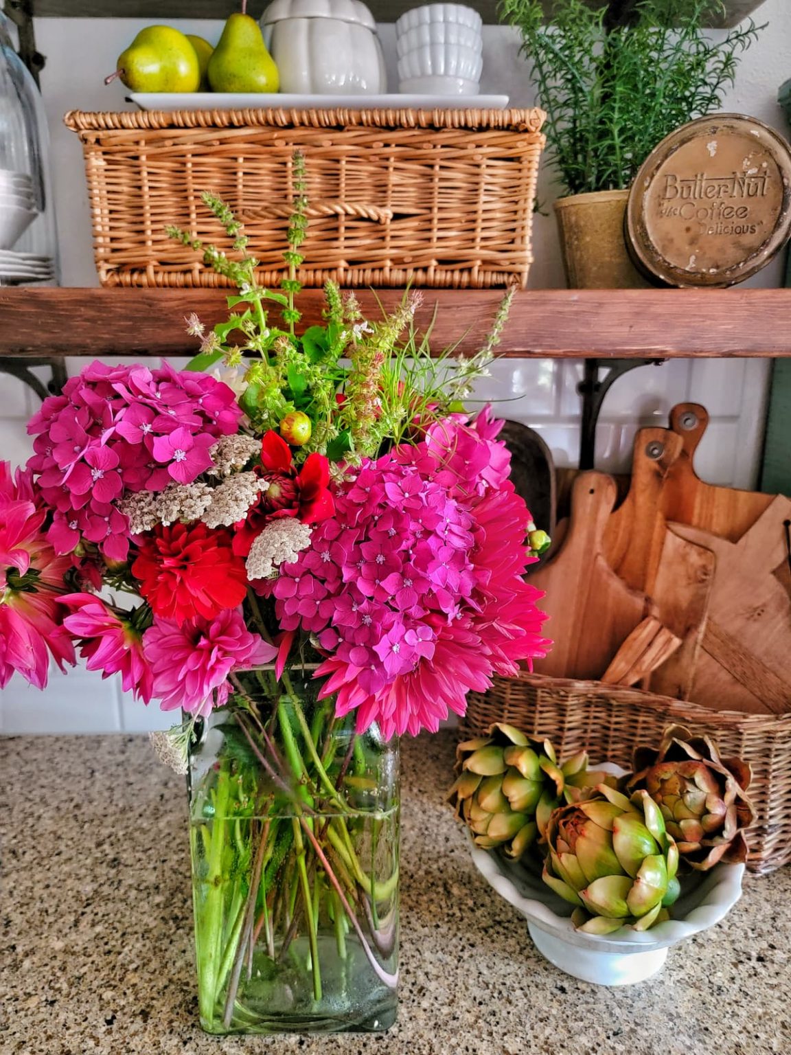 Proven Techniques for Extending the Lifespan of Your Flowers in a Vase